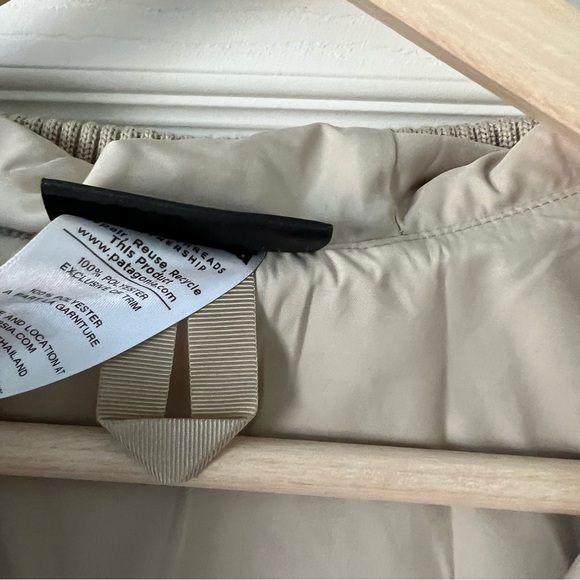 Patagonia Conejo Vest Hooded Full Zip Faux Fur Fuzzy 25915 Size Large Cream Tan - Picture 9 of 13